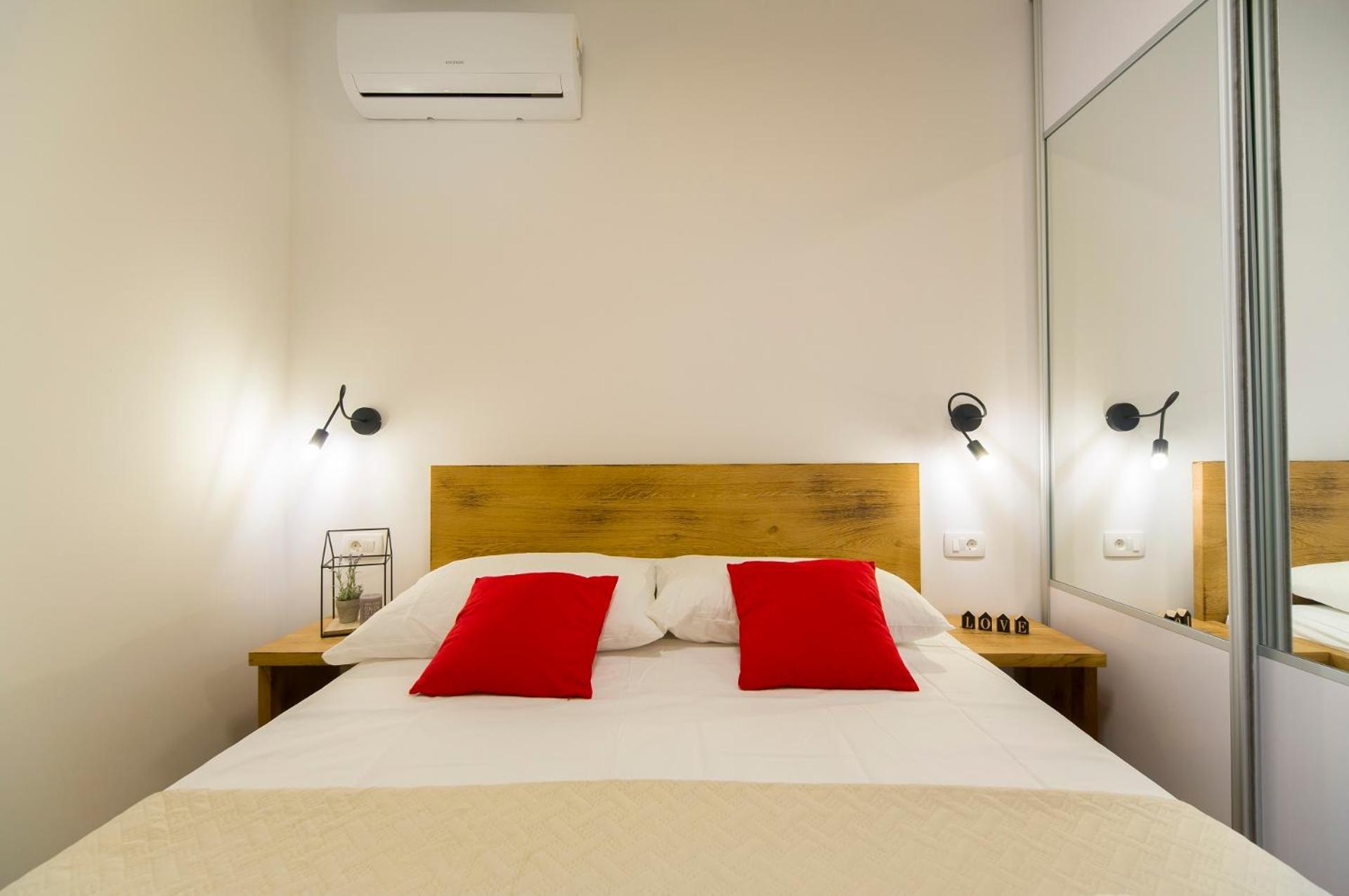 Bulli Croatia Hotel Donji Seget Kültér fotó