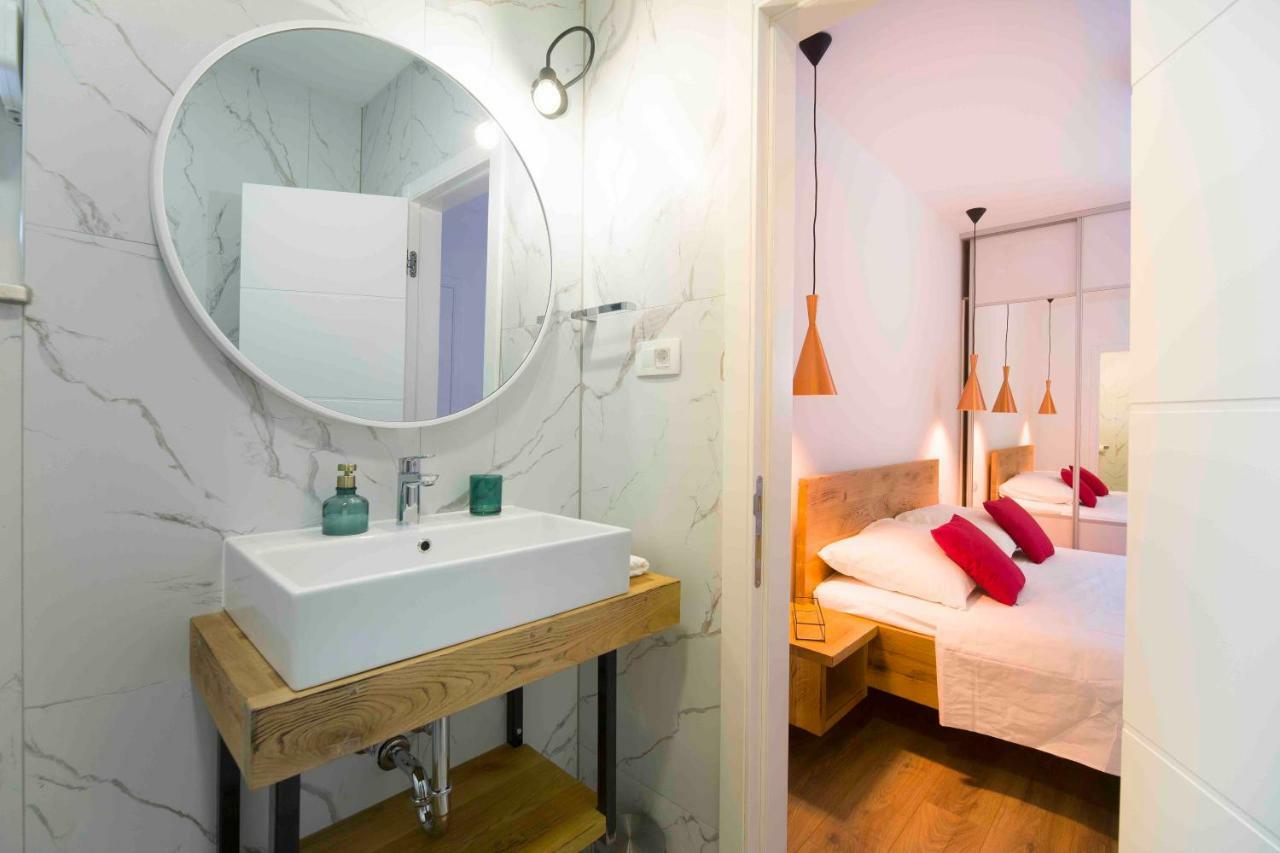 Bulli Croatia Hotel Donji Seget Kültér fotó